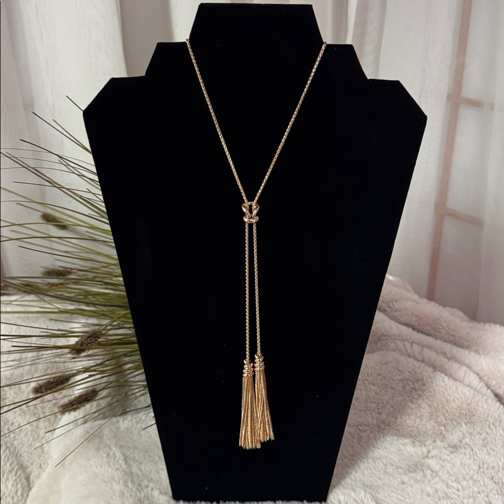 KENDRA SCOTT 
Presleigh Lariat Rose Gold Love Knot Y-Necklace